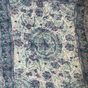 Square scarf